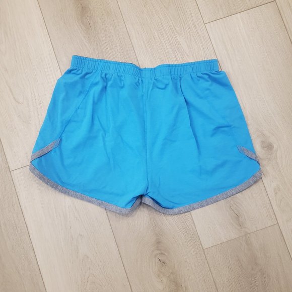 Under Armor Women's Shorts - Picture 2 of 2